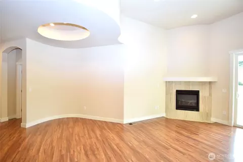 Living - 261 Mount Baker Dr #B, Sequim, WA 98382 photo 3 of 5