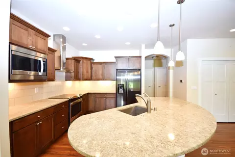Kitchen - 261 Mount Baker Dr #B, Sequim, WA 98382 photo 2 of 2