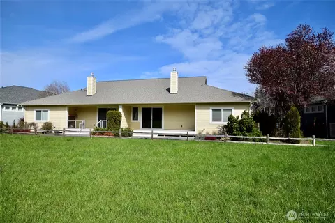 Exterior - 261 Mount Baker Dr #B, Sequim, WA 98382 photo 4 of 4