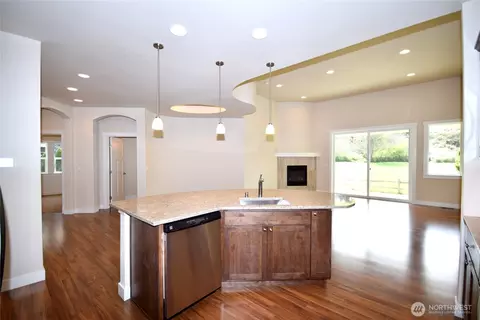 Kitchen - 261 Mount Baker Dr #B, Sequim, WA 98382 photo 1 of 2
