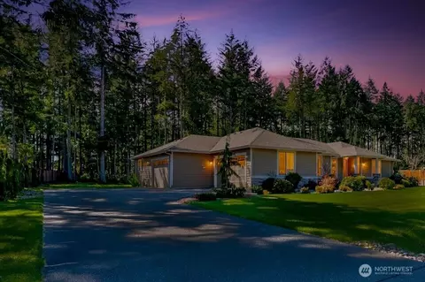 7709 Swift Ln NE, Olympia, WA 98516
