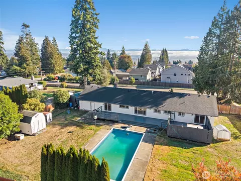 View/Area - 9206 31st Ave SE, Everett, WA 98208 photo 3 of 5