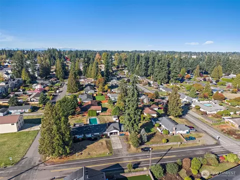 View/Area - 9206 31st Ave SE, Everett, WA 98208 photo 1 of 5