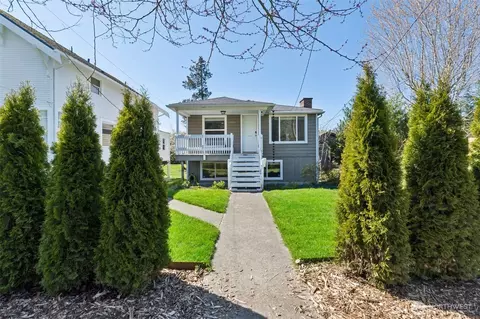 4409 26th Ave SW, Seattle, WA 98106