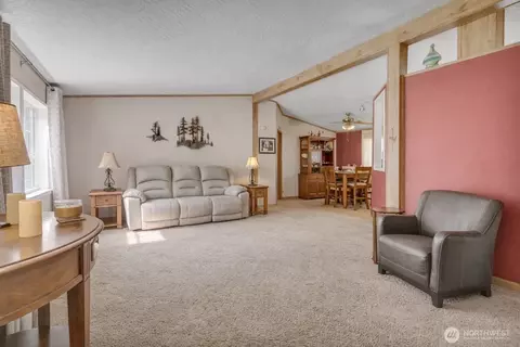 1507 286 St E, Roy, WA 98580 photo 4