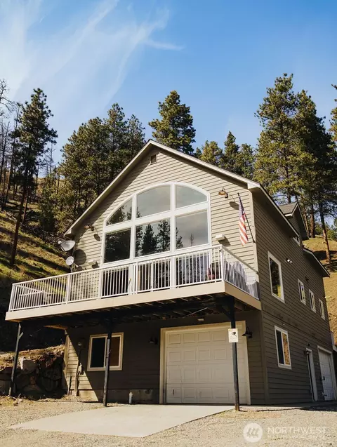 267 Boone Ave W, Conconully, WA 98819