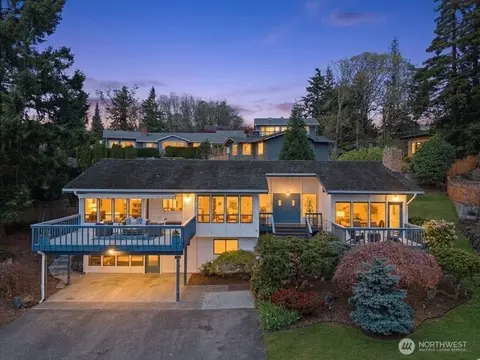 21550 1st Ct S, Normandy Park, WA 98198