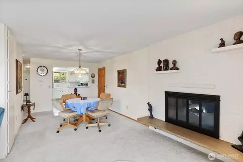 Dining - 1301 S 3rd Ave #4B, Sequim, WA 98382 photo 1 of 2