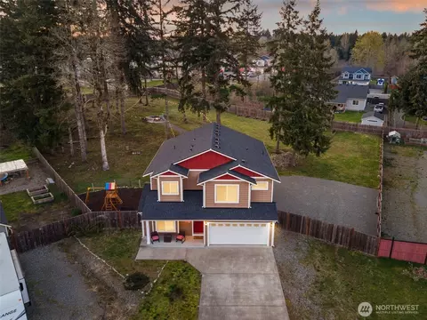 114 Lillian Ln SE, Rainier, WA 98576