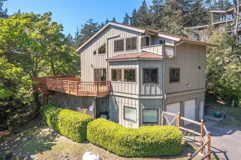 263 Cascade Way, Eastsound, WA 98245