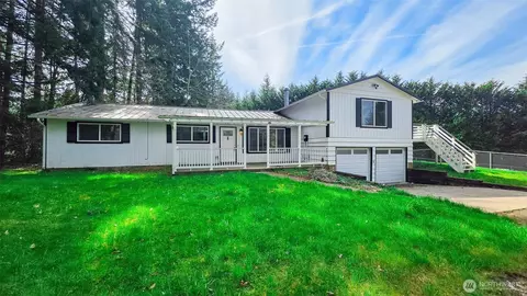 55 Meadowood Dr, Elma, WA 98541