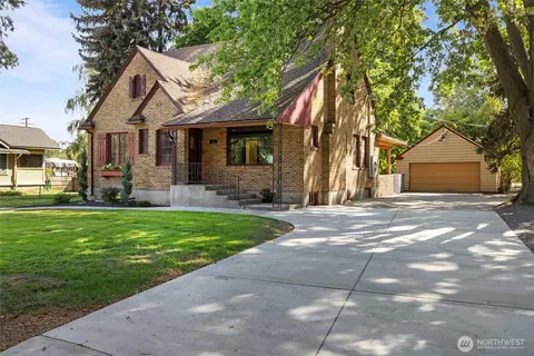 317 Main St, Waitsburg, WA 99361