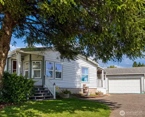 31308 N Pl, Ocean Park, WA 98640