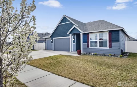 4705 W Merlin St, Moses Lake, WA 98837
