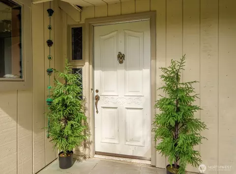 Entry Way - 789 Marshall Rd, Sequim, WA 98382 photo 1 of 1