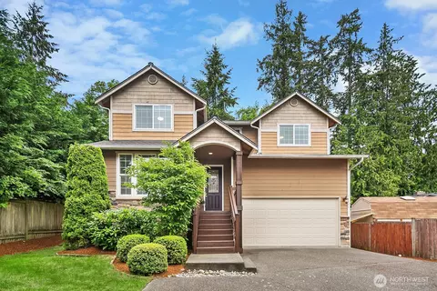 Exterior - 24108 22nd Pl W, Bothell, WA 98021 photo 4 of 5
