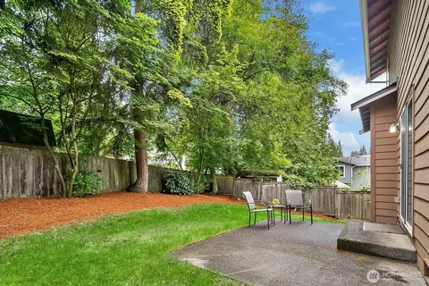 Exterior - 24108 22nd Pl W, Bothell, WA 98021 photo 3 of 5