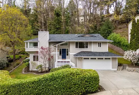 5235 Highland Dr, Bellevue, WA 98006