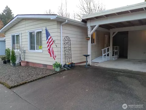 1841 Trosper Rd SW #32, Tumwater, WA 98512
