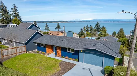 1345 Rainbow Ln, Camano Island, WA 98282