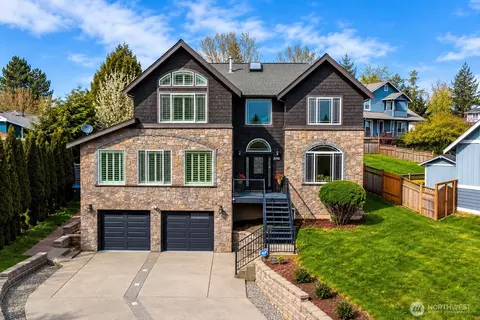 2598 Lakeridge Dr, Ferndale, WA 98248