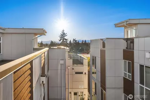 7514 15th Ave NW #F, Seattle, WA 98117