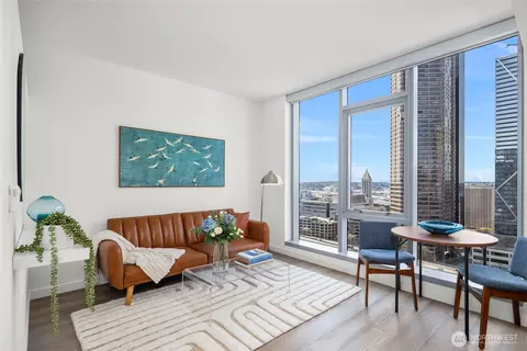800 Columbia St #1703, Seattle, WA 98104