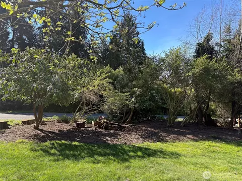 Exterior - 3191 E Harbor Rd, Langley, WA 98260 photo 5 of 13