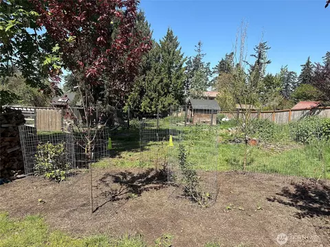Exterior - 3191 E Harbor Rd, Langley, WA 98260 photo 11 of 13
