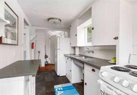 Kitchen - 3191 E Harbor Rd, Langley, WA 98260 photo 2 of 2