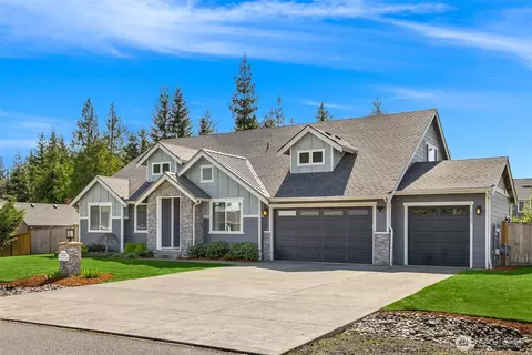 5597 NW Muddy Paws Ct, Bremerton, WA 98312