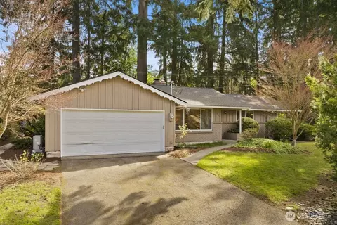 10123 Superior St SW, Lakewood, WA 98498