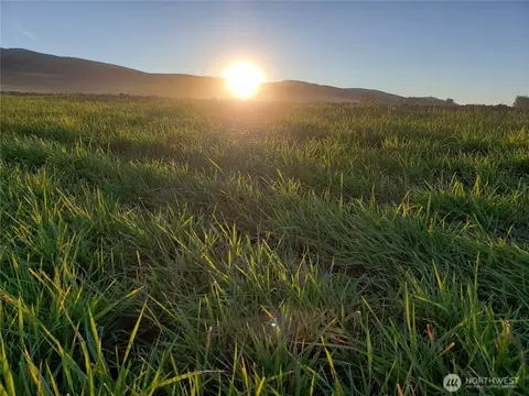 1621 Katen Rd, Ellensburg, WA 98926