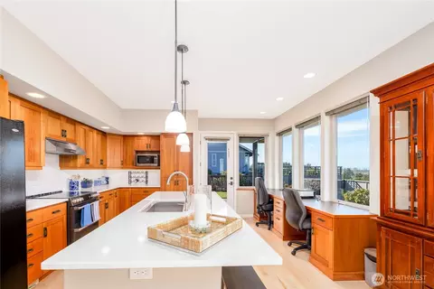Kitchen - 771 Brigadoon Blvd, Sequim, WA 98382 photo 5 of 5