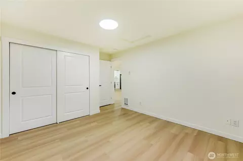 Bedroom - 2016 120th Pl SE, Everett, WA 98208 photo 3 of 12