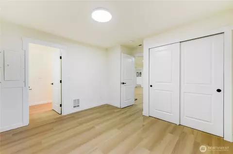 Bedroom - 2016 120th Pl SE, Everett, WA 98208 photo 5 of 12