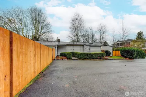 Exterior - 2016 120th Pl SE, Everett, WA 98208 photo 7 of 8