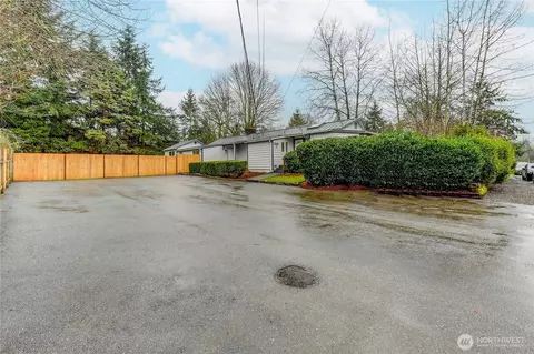 Exterior - 2016 120th Pl SE, Everett, WA 98208 photo 3 of 8