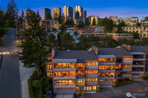 9903 Lake Washington Blvd NE #201, Bellevue, WA 98004