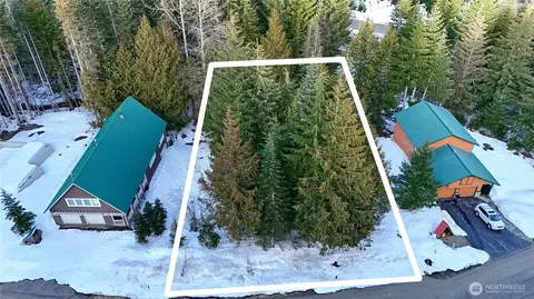 56 Snoqualmie Dr, Snoqualmie Pass, WA 98068