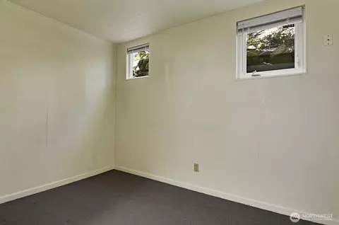 942 N 81st St, Seattle, WA 98103 photo 18