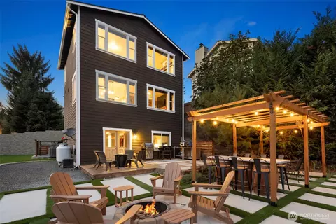 12203 Rainbow Dr, Arlington, WA 98223