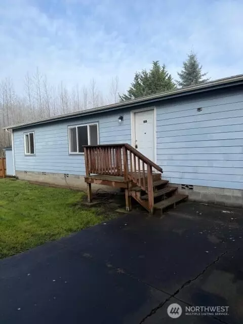 1905 Honeysuckle Ln, Centralia, WA 98531