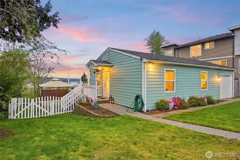 1425 Jones Ave NE, Renton, WA 98056