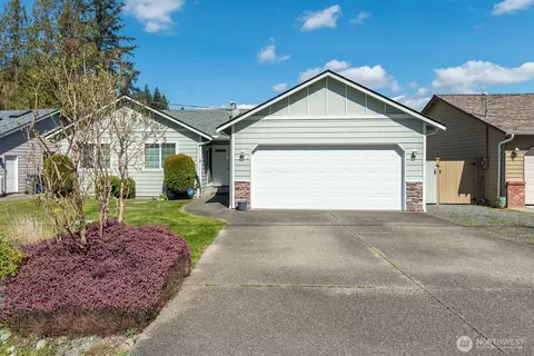 2303 256th St NW, Stanwood, WA 98292