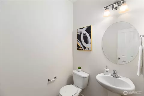 Bath - 3053 Eagle Loop NE, Lacey, WA 98516 photo 3 of 5