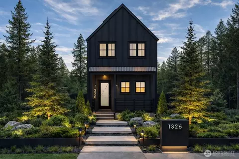 1326 St Paul St, Bellingham, WA 98226