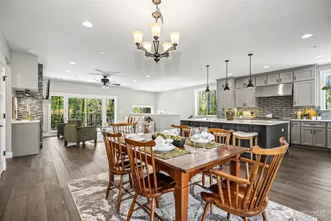 Dining - 17823 214th Avenue Ct E, Orting, WA 98360 photo 2 of 2