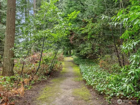 20500 SE 32nd Dr, Bothell, WA 98012 photo 3