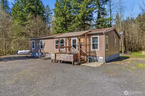 337 Jorgensen Rd, Onalaska, WA 98570